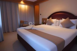 Hack Patong Beach Hotel - Patong - 3