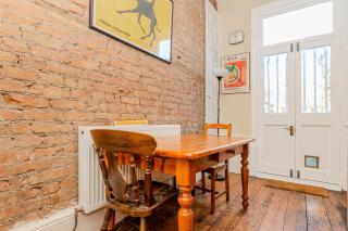 Cozy room in a gorgeous Victorian house - London - 2