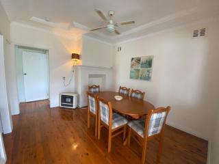 Cottage 5 mins from surf and lake - Windang - 4
