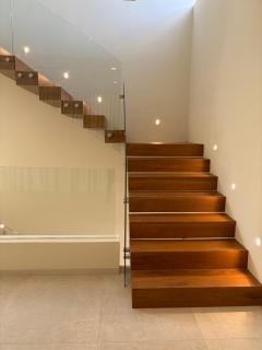 Luxury Exclusive Villa - 1