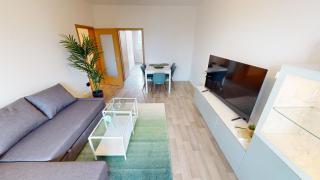 Moderner Plattenbaucharme mit WLAN - 8