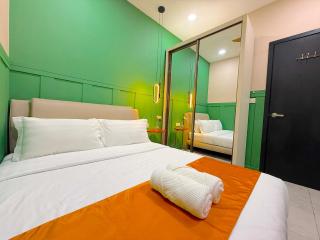 Neu Suites Junior Suite By Serenity Homes Next to Gleneagles & LRT - 9