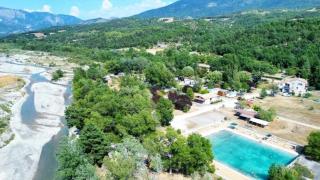 Camping 3 étoiles - Piscine - ccbaehg - Mézel - 9