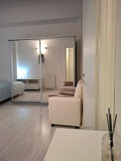 Amazing Serenity Flat for 7, AC, historic center - Faenza - 9