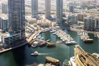 Livbnb- Stylish 2B in Shams with Marina View Walk to Beach - 4