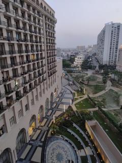 Hotel Omaxe Hazratganj - 1