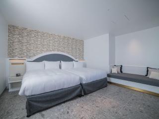 SANTORINI HOTEL&VILLAS MIYAKOJIMA - 2