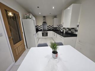 The Villas - near NEC-BHAX - 5