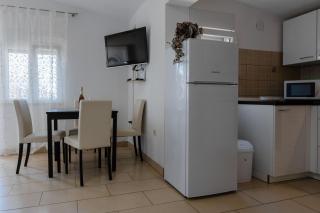 Apartments Josipovic - Vir - 2