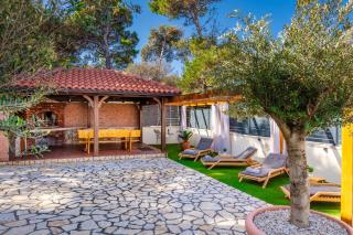 Apartments Quercus - 3