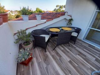 Apartment Dili - Vir - 3