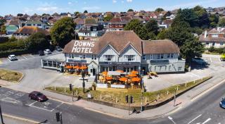 Downs Hotel - Stanmer - 0