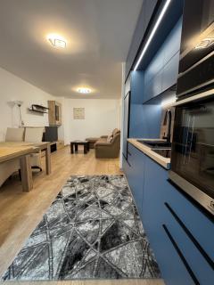 2 Comfy Rooms Apartment - Iaşi - 0
