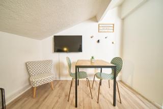 Salengro, Cosy Studio - Gauche - Villeurbanne - 2