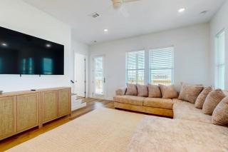 The Green Palm - Galveston - 6