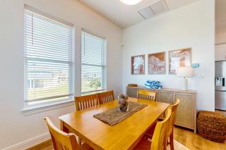 The Green Palm - Galveston - 4