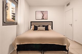 Stylish 2-Bedroom Apartment Near Major Attractions - Jerusalem - 8