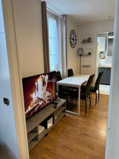 Logement au pied de la gare - 2