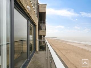 Apartment in Blankenberg with Sea Views - 5