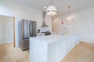 'condo A' Gallery Suite - Downtown Marion - Warren - 4