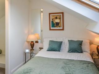 Hollys Apartment - Beverley - 3