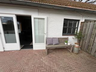 KIMZ Bed & Breakfast - 1