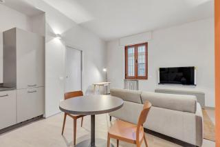 Cozy Apartment Navigli Milano - Milan - 2
