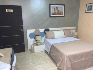 Habitación cómoda y accesible en Malabo Alquiler por día - Malabo - 3