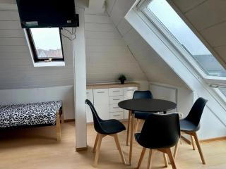D D B Haus - - 9