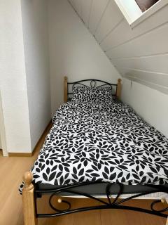 D D B Haus - - 2