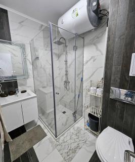 Sunny Garden Deluxe - Burgas - 2