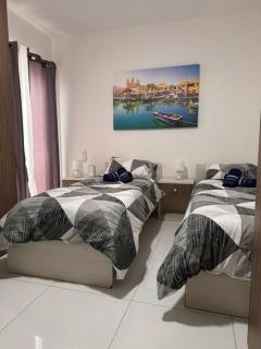 Large Penthouse in Gzira - Il-Gżira - 5