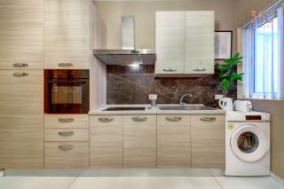 Cozy 1BR APT in Gzira with WIFI, AC and comfy bed by 360 Estates - Il-Gżira - 1