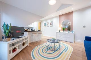 2 Bed Apartment - Cardiff City Centre - Free Parking - Cardiff - 9