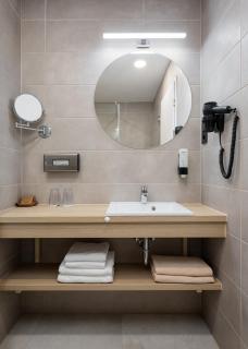 Hunguest Hotel Flóra - Eger - 7