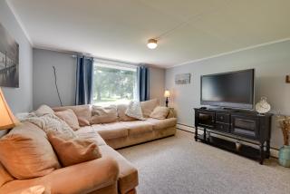 Lakefront Retreat with Shared Dock and Fire Pit! - Swanton - 8