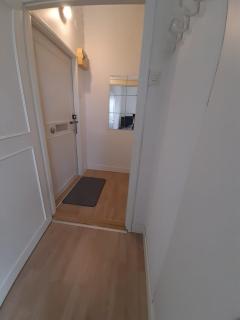 Yksiö lähellä Kirjurinluotoa - 1