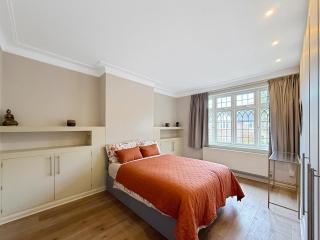 Spacious 3BR Home in Heart of Wimbledon - Londra - 5
