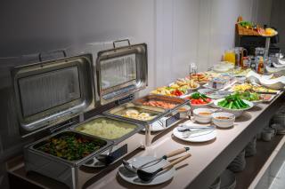 Consti Hotel Tashkent - - 3