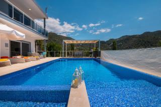 Villa Rana - Stunning views and luxury furnishings - İslâmlar - 9