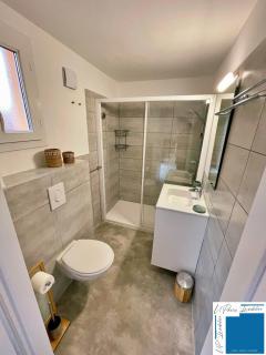 Mini villa - Piscine - Climatisation - wifi - 2km plage - 7