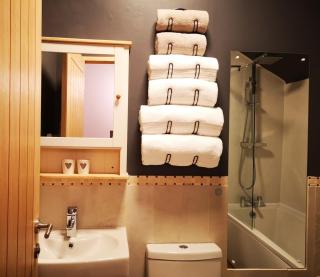 Relaxing Coastal Retreat for 2 Hot Tub Log Fire - 1