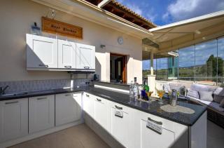 3bed Villa , Heated Swimming Pool , Mountain Views - Kouklia - 8