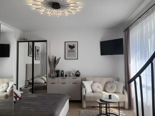Apartament BB w centrum z antresolą - 1