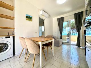 Villa Rosa On The Beach - Bari Sardo - 3