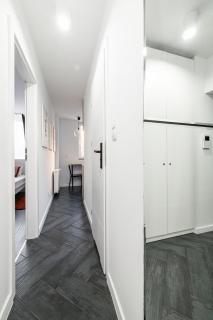 Krzyki Apt - Two Bedrooms, Workspaces - By Rentujemy - Breslavia - 1