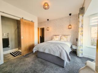 3bed , Ideal for Contractors , Ample Parking - Cleethorpes - 4