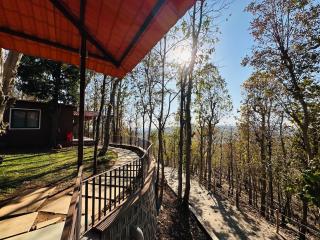 Wild heaven Glamping And Resort Saputara - 8