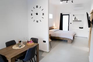 Epsilon Premium Studios - Ermoupoli - 7