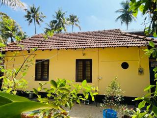 Orchid Home Stay - Cherai Beach - 6